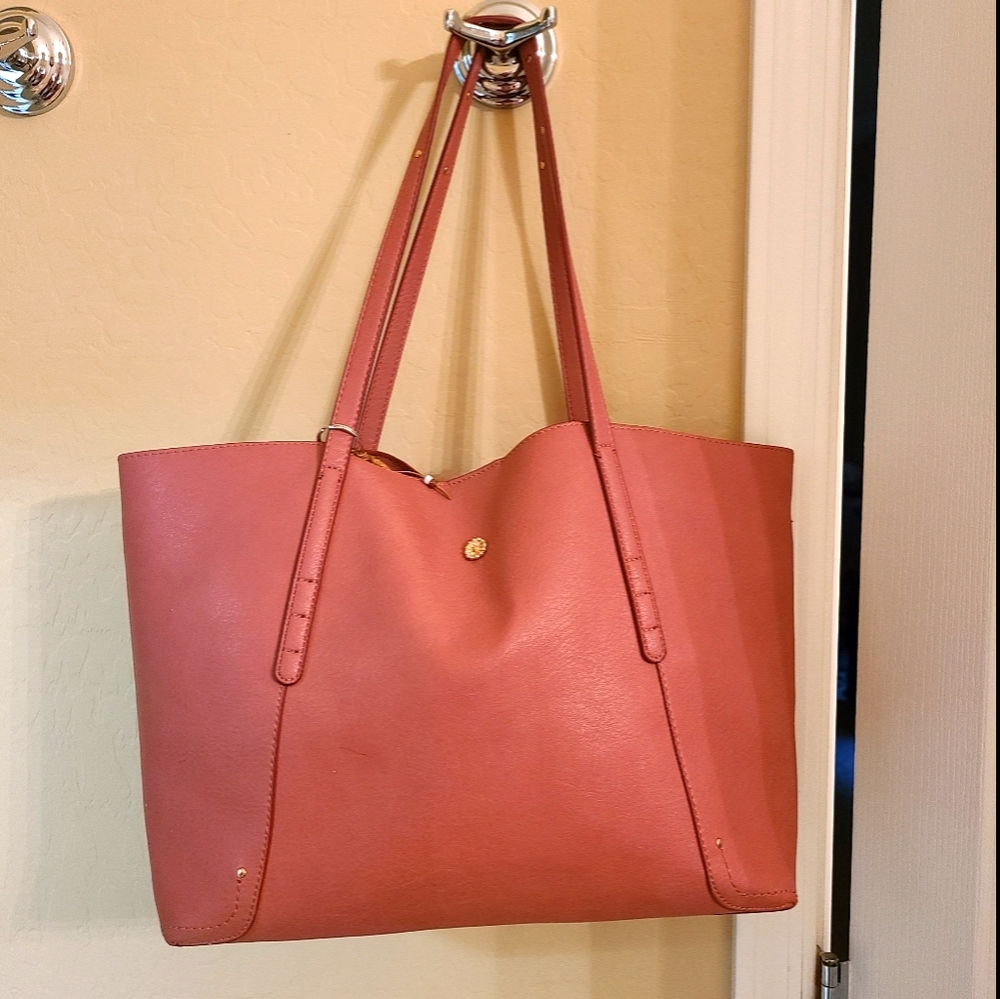 Medium size purse
